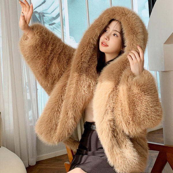 Women's Green Fur Faux Fox Fur Hooded Coat - Image 4