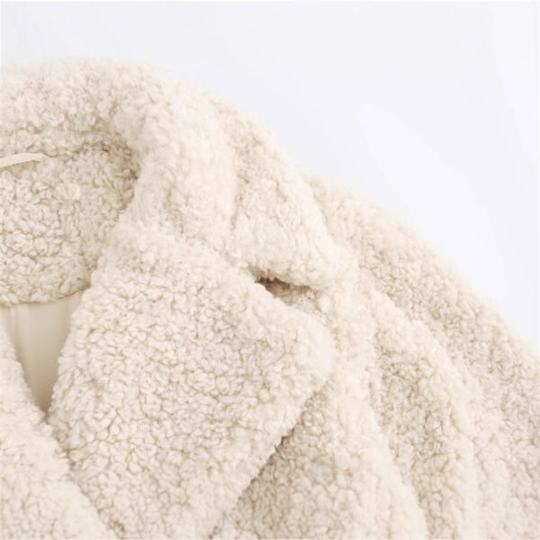 Women's Fashion Temperament Artificial Fur Effect Short - Image 2